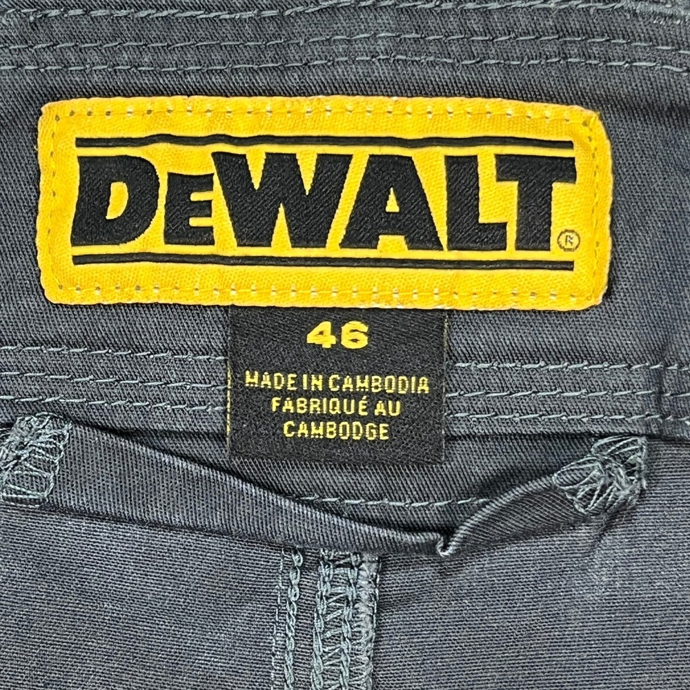 DeWalt Work‎ Shorts Mens 46 Black Utility Stretch Multi-Pocket Flat Front Denim - Picture 3 of 14